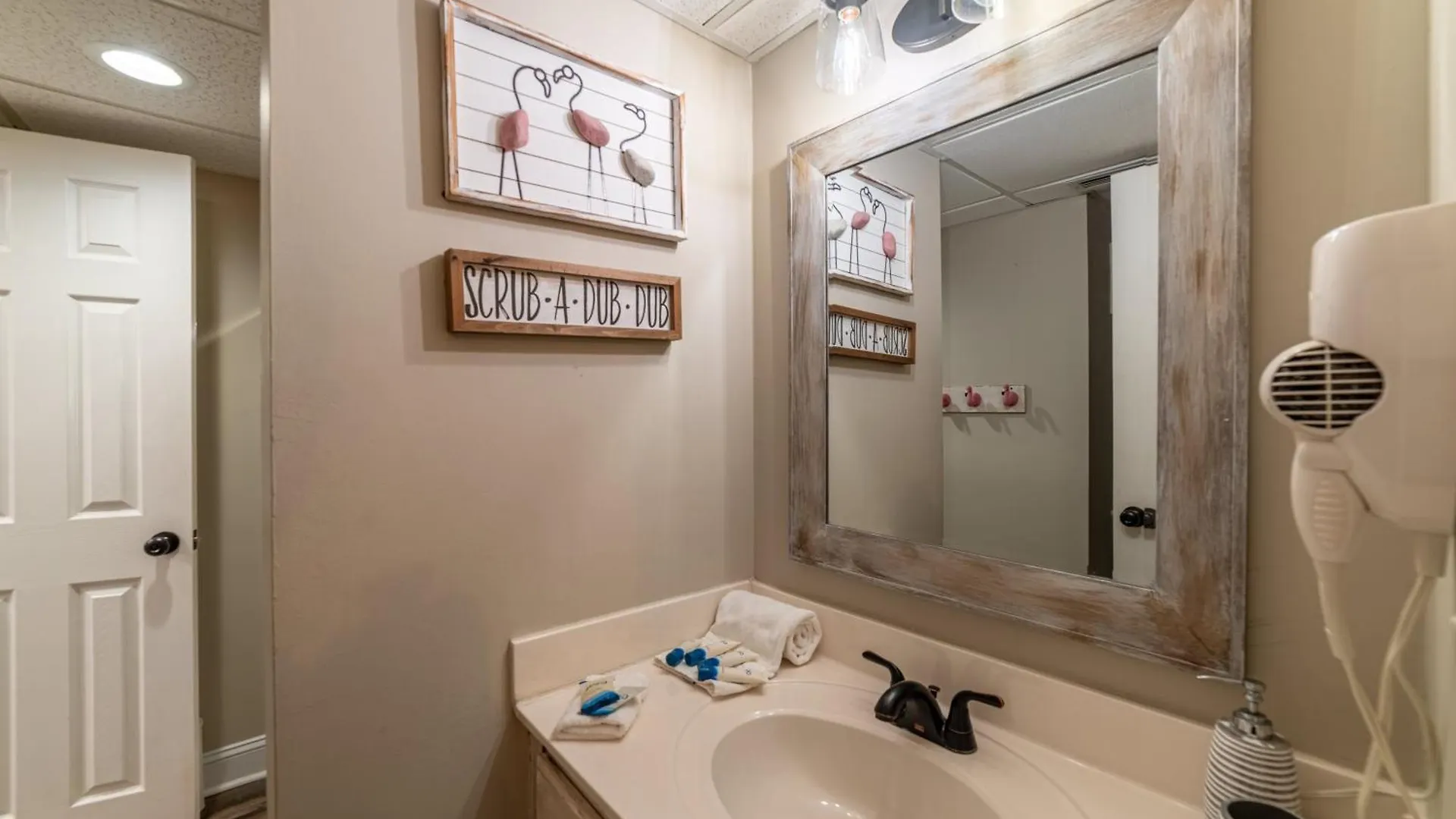 Sunbird 1104E 'Flamingo Palms' Villa Panama City Beach Holiday home
